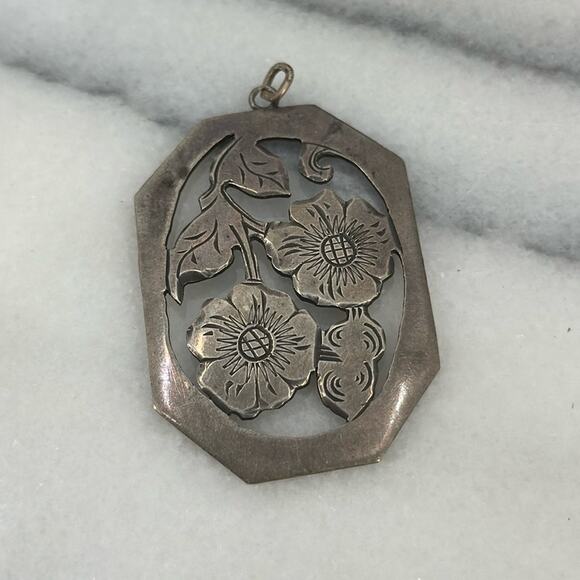 Handarbeit Jewelry - Vintage Handarbeit 900 silver hand carved flower pendant